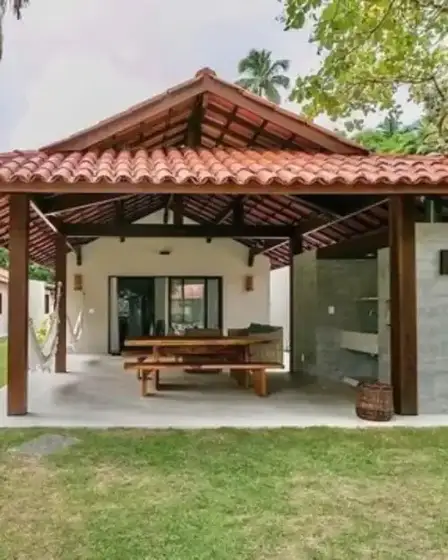 Casa de campo construída com um dos projetos